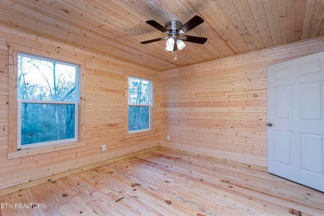 345 Magnolia Drive, Spring City, TN 37381