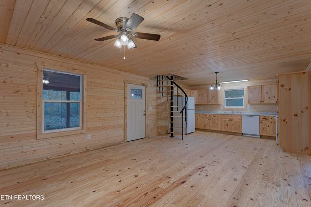 345 Magnolia Drive, Spring City, TN 37381