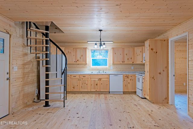 345 Magnolia Drive, Spring City, TN 37381