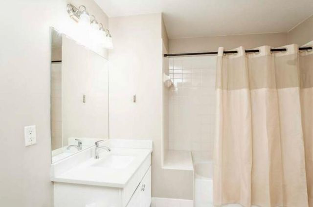 1200 Town Center Drive 305, Jupiter, FL 33458