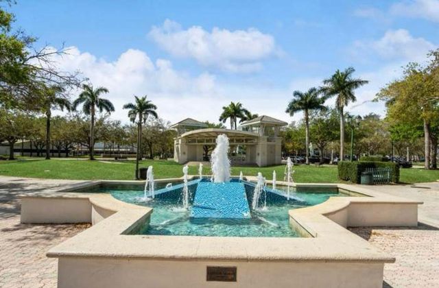 1200 Town Center Drive 305, Jupiter, FL 33458
