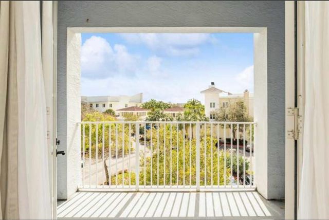 1200 Town Center Drive 305, Jupiter, FL 33458