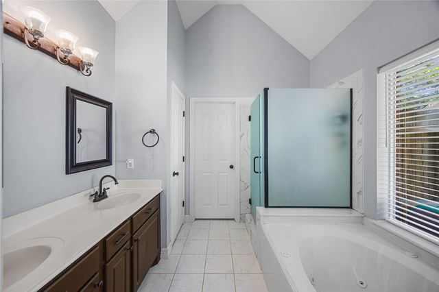 2410 Chantilly Lane, Conroe, TX 77384