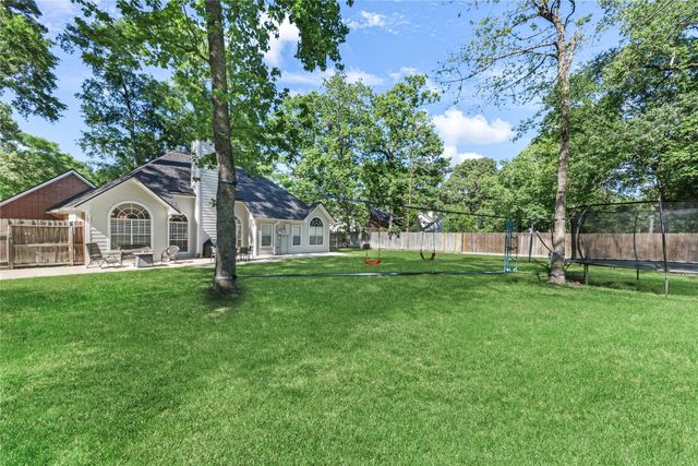 2410 Chantilly Lane, Conroe, TX 77384