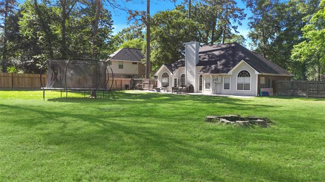 2410 Chantilly Lane, Conroe, TX 77384