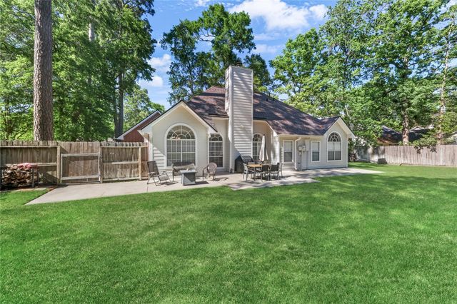 2410 Chantilly Lane, Conroe, TX 77384