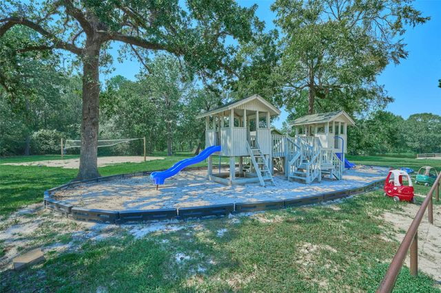 2410 Chantilly Lane, Conroe, TX 77384