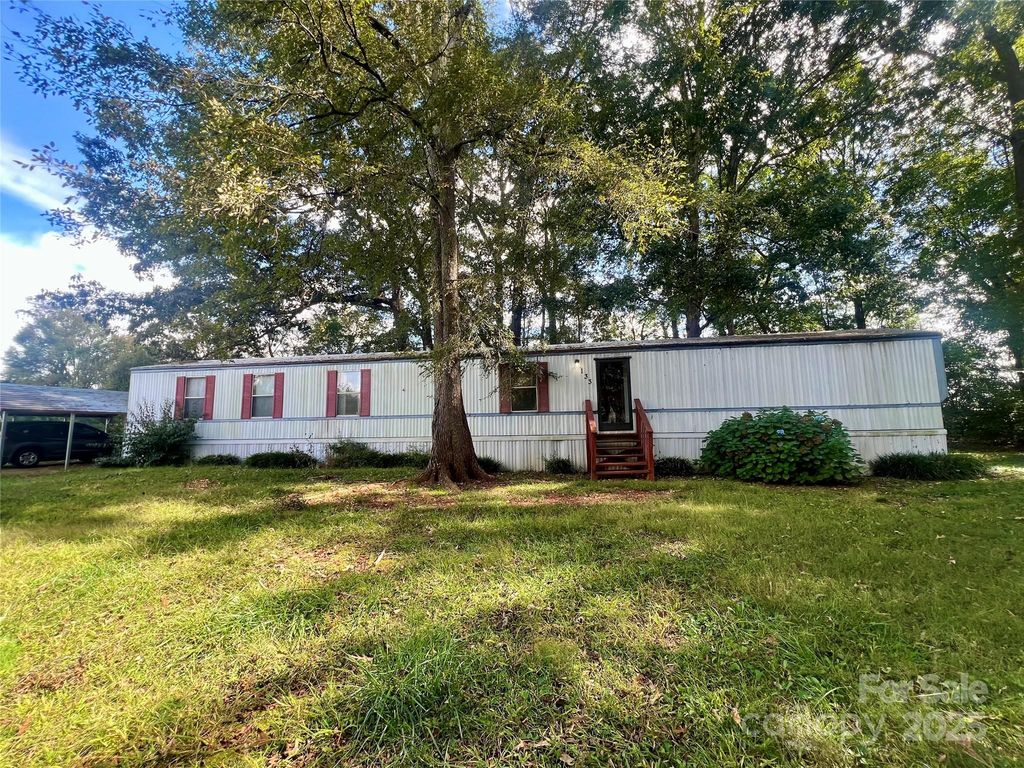 133 Coolwood Drive, Statesville, NC 28625