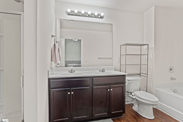 727 Streamside Drive, Piedmont, SC 29673