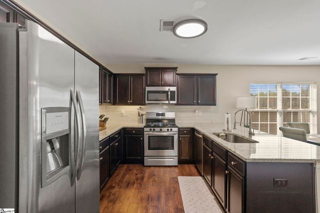 727 Streamside Drive, Piedmont, SC 29673