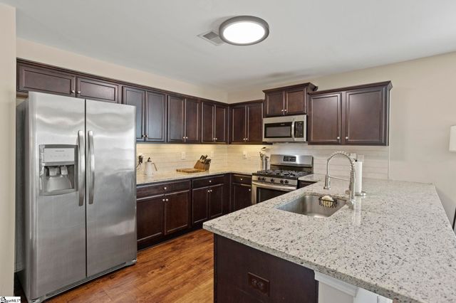 727 Streamside Drive, Piedmont, SC 29673