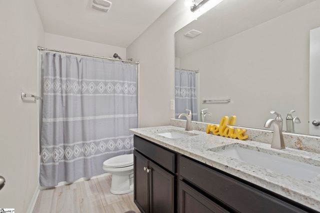 727 Streamside Drive, Piedmont, SC 29673