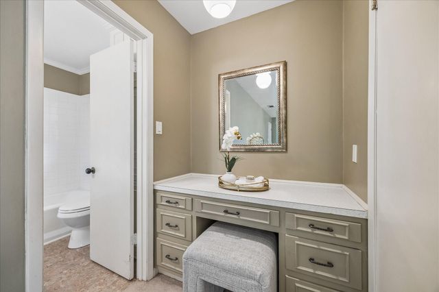 4844 Afton Oaks Drive, College Station, TX 77845