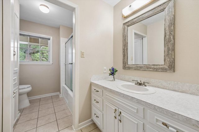 4844 Afton Oaks Drive, College Station, TX 77845