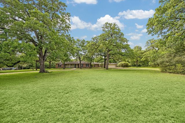 4844 Afton Oaks Drive, College Station, TX 77845