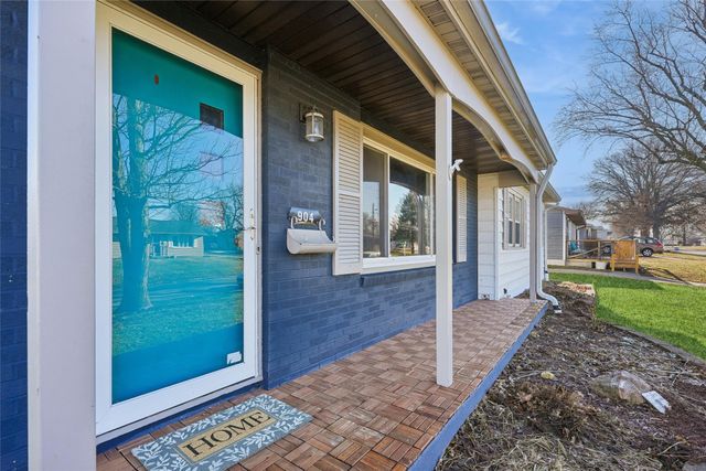 904 E 14th Street S, Newton, IA 50208