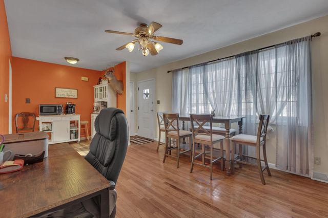 760 Lake Road SE, Lancaster, OH 43130