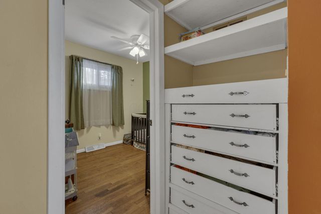 760 Lake Road SE, Lancaster, OH 43130