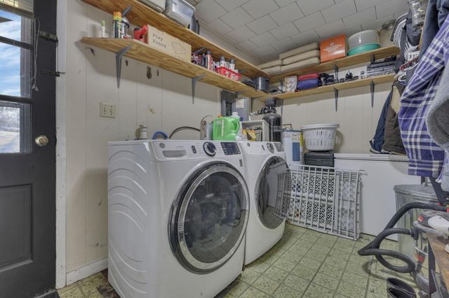 760 Lake Road SE, Lancaster, OH 43130