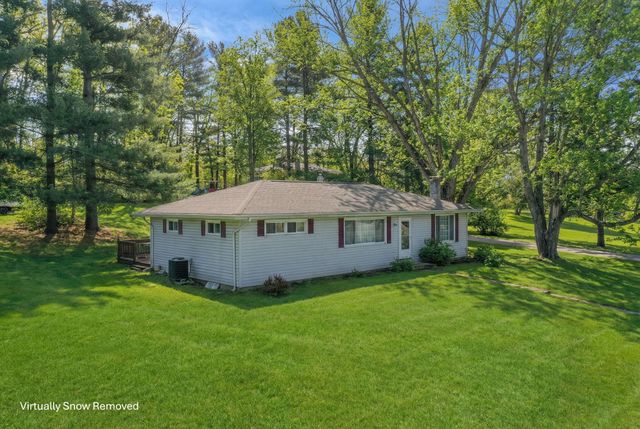 760 Lake Road SE, Lancaster, OH 43130