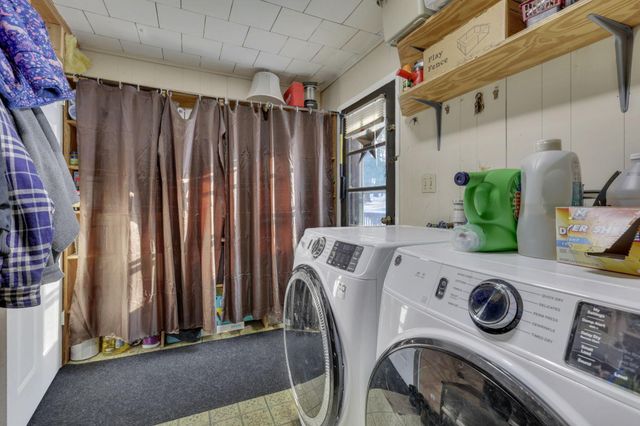 760 Lake Road SE, Lancaster, OH 43130