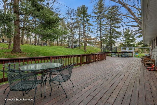 760 Lake Road SE, Lancaster, OH 43130