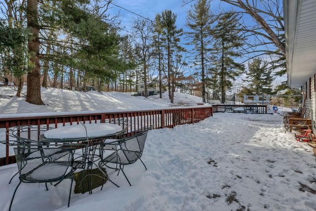 760 Lake Road SE, Lancaster, OH 43130