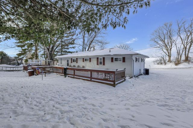 760 Lake Road SE, Lancaster, OH 43130