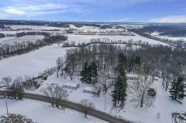 760 Lake Road SE, Lancaster, OH 43130