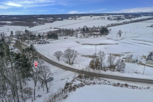 760 Lake Road SE, Lancaster, OH 43130