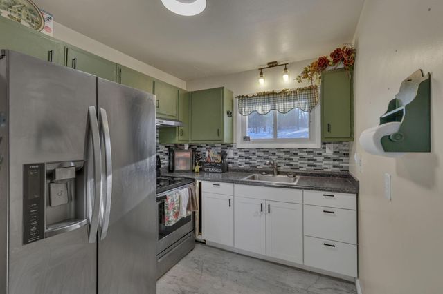 760 Lake Road SE, Lancaster, OH 43130