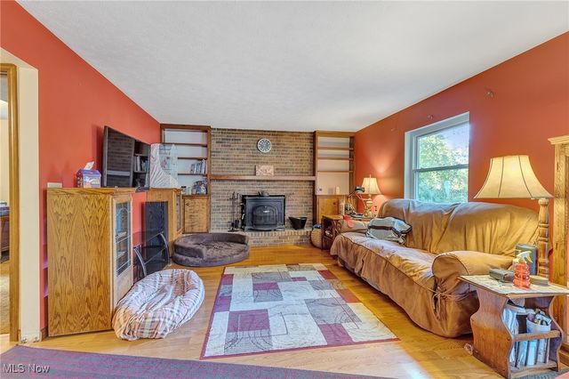 4666 Brendan Circle, North Olmsted, OH 44070