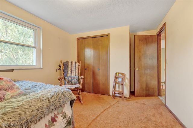 4666 Brendan Circle, North Olmsted, OH 44070