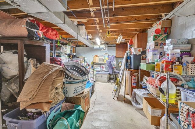 4666 Brendan Circle, North Olmsted, OH 44070