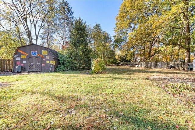 4666 Brendan Circle, North Olmsted, OH 44070