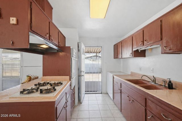 1120 W ROMO JONES Street, Tempe, AZ 85281