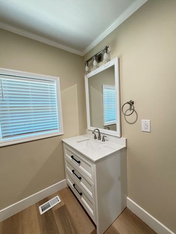1112 Lakemont Drive, Dalton, GA 30720