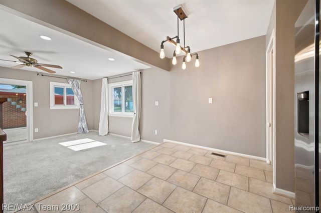 31906 Cambridge Street, Garden City, MI 48135