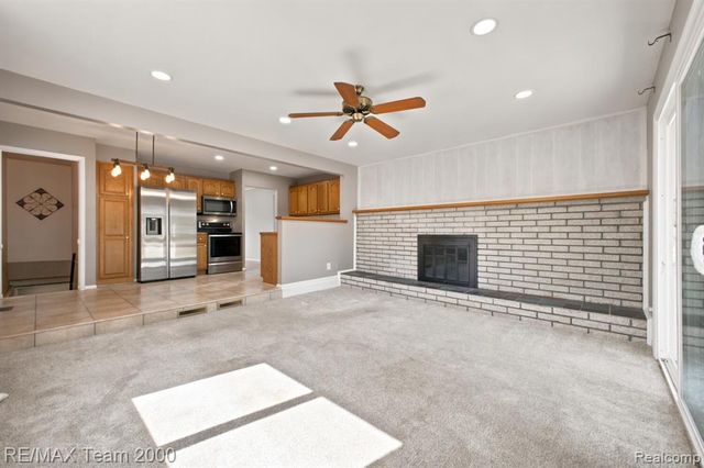 31906 Cambridge Street, Garden City, MI 48135