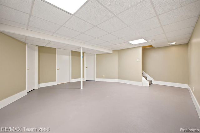 31906 Cambridge Street, Garden City, MI 48135