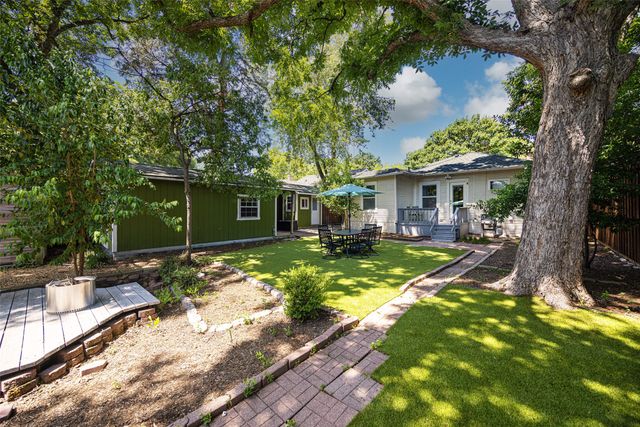 832 N Winnetka Avenue, Dallas, TX 75208