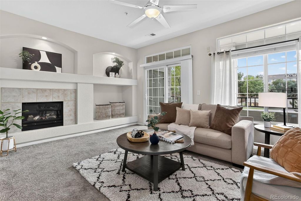 479 Black Feather Loop 311, Castle Rock, CO 80104