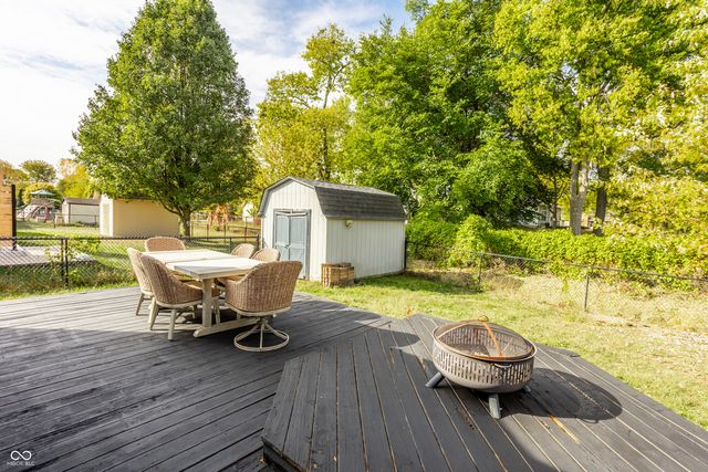 860 Weeping Way Lane, Avon, IN 46123