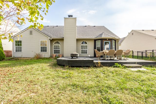 860 Weeping Way Lane, Avon, IN 46123