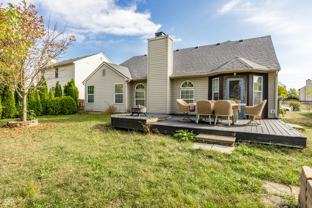 860 Weeping Way Lane, Avon, IN 46123