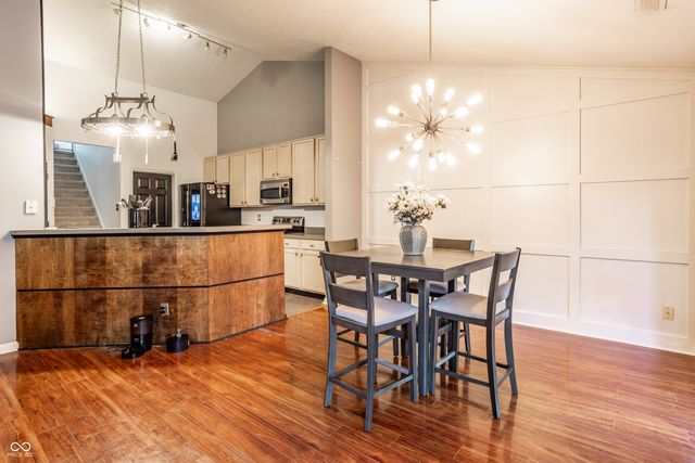 860 Weeping Way Lane, Avon, IN 46123