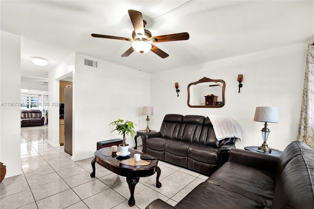 10881 SW 6th Street 7, Sweetwater, FL 33174