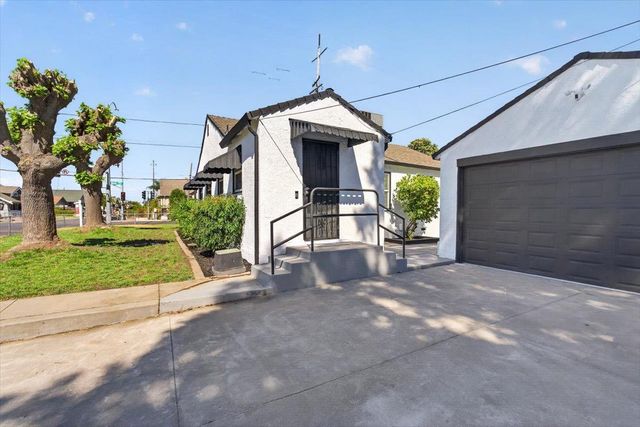 1808 West Ln, Stockton, CA 95205