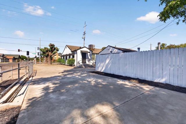 1808 West Ln, Stockton, CA 95205