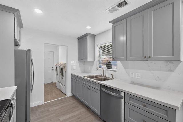 1808 West Ln, Stockton, CA 95205